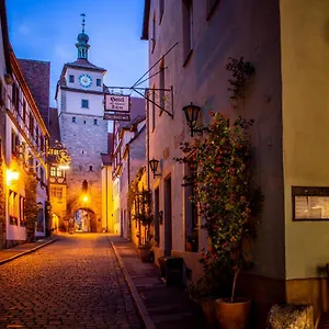 2* Szálloda Gaestehaus Am Weissen Turm
